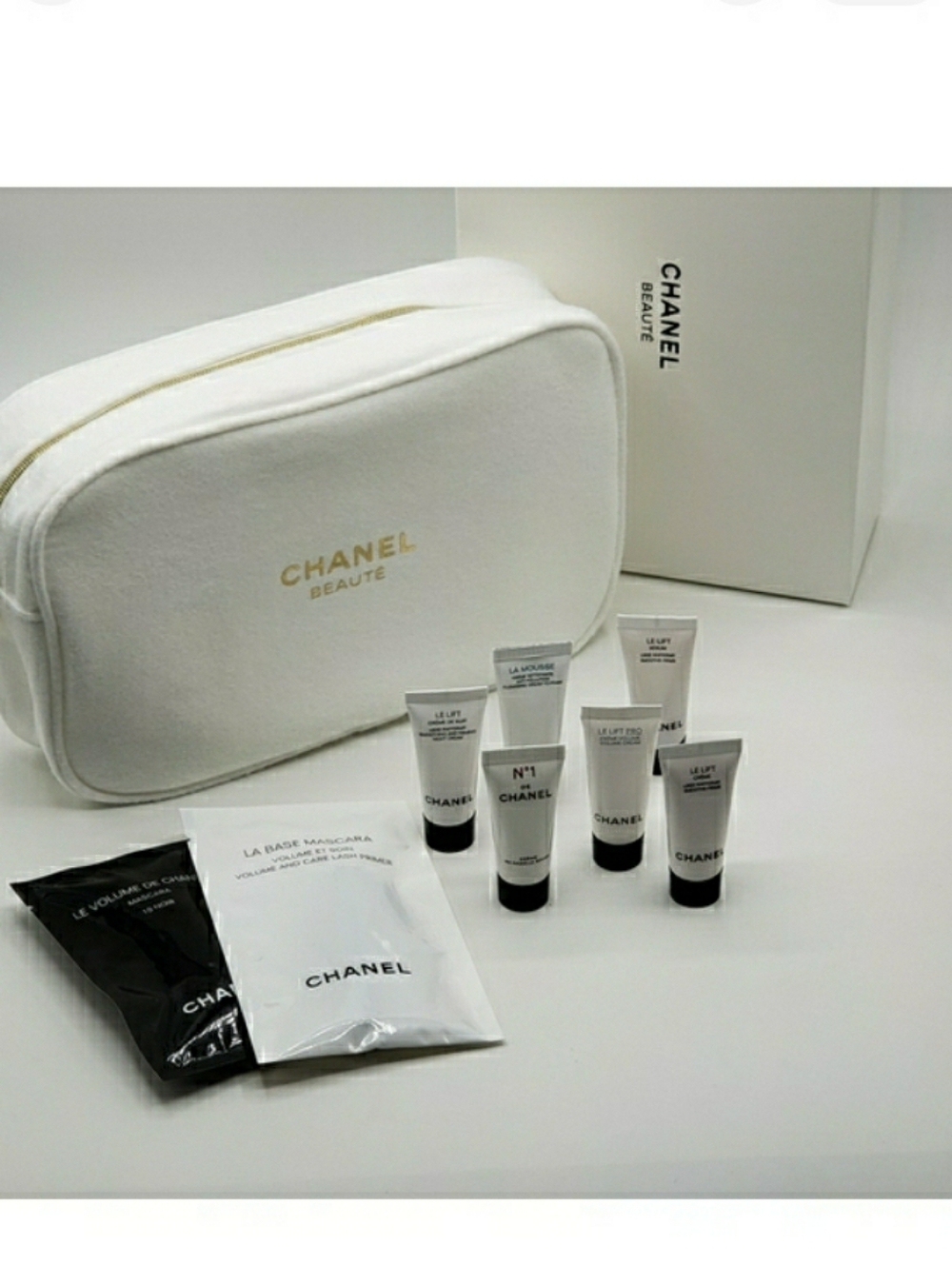 CHANEL Large Pouch Bag LE LIFT Skincare